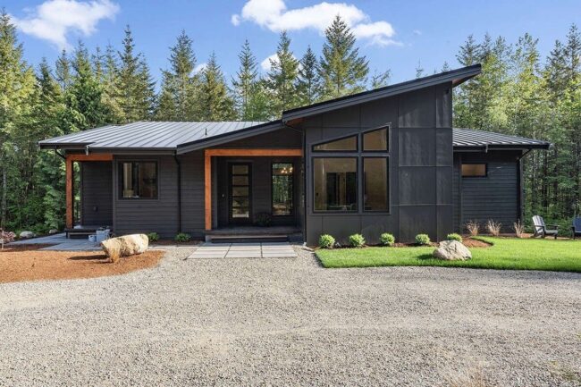 Cozy Ranch Style with a Dark Exterior Twist