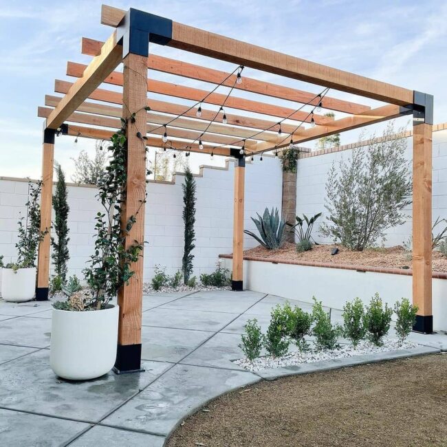 Desert Lounge with Minimalist Chic