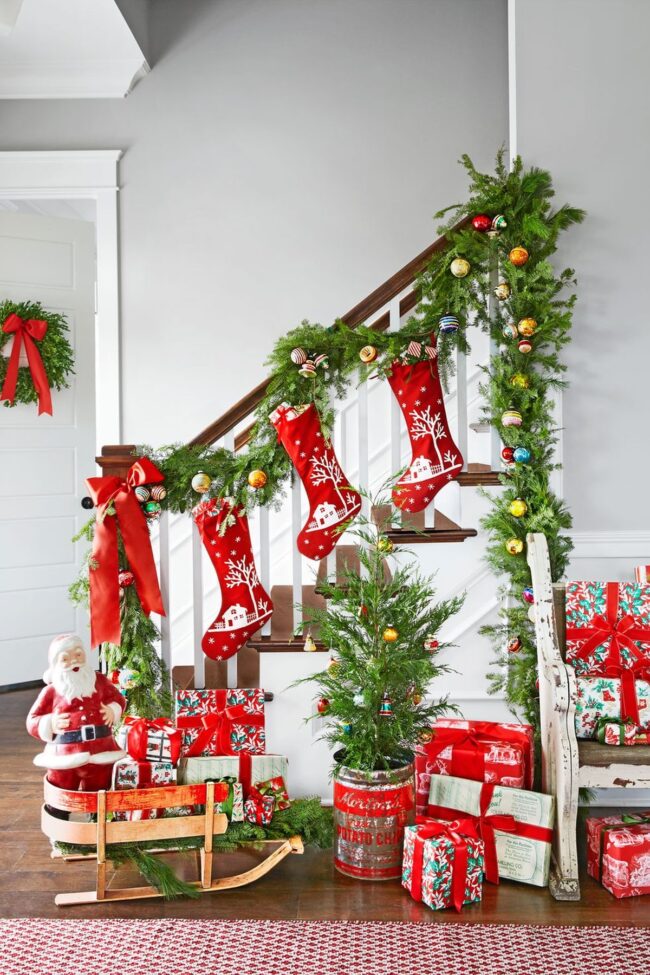 Charming Holiday Decor for Stairs