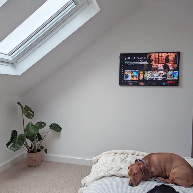 Entertainment Retreat Beneath the Eaves