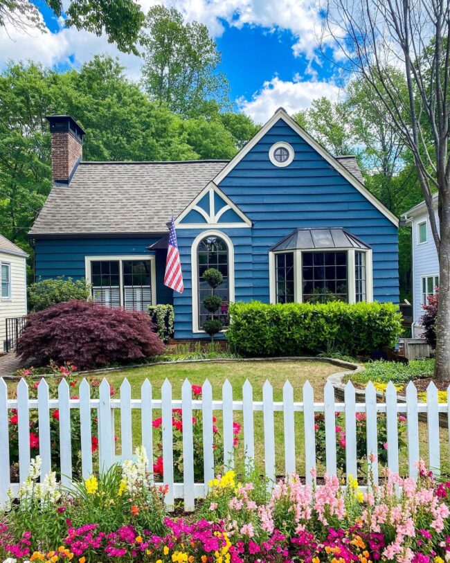 Classic Cottage Charm with a Modern Twist