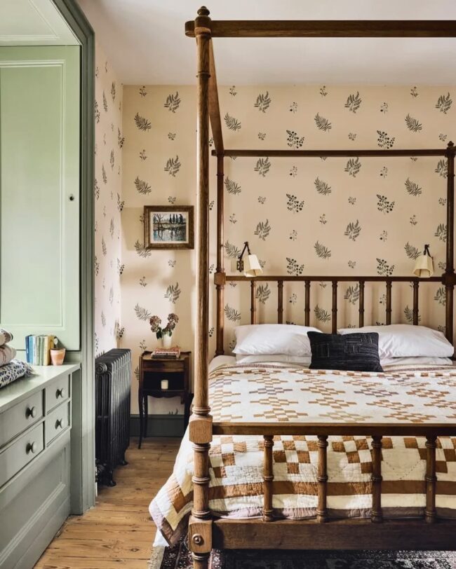 Minimalist Botanicals in Rustic Charm