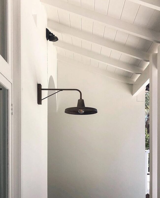 Farmhouse Charm with a Modern Twist